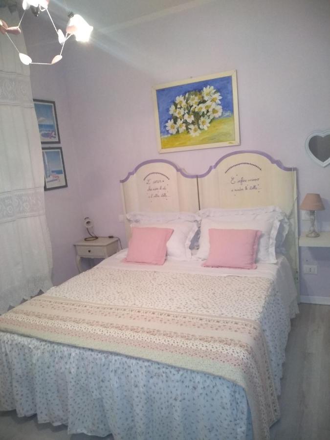 Tre Civette Sul Como Bed & Breakfast Марина ди Маса Екстериор снимка